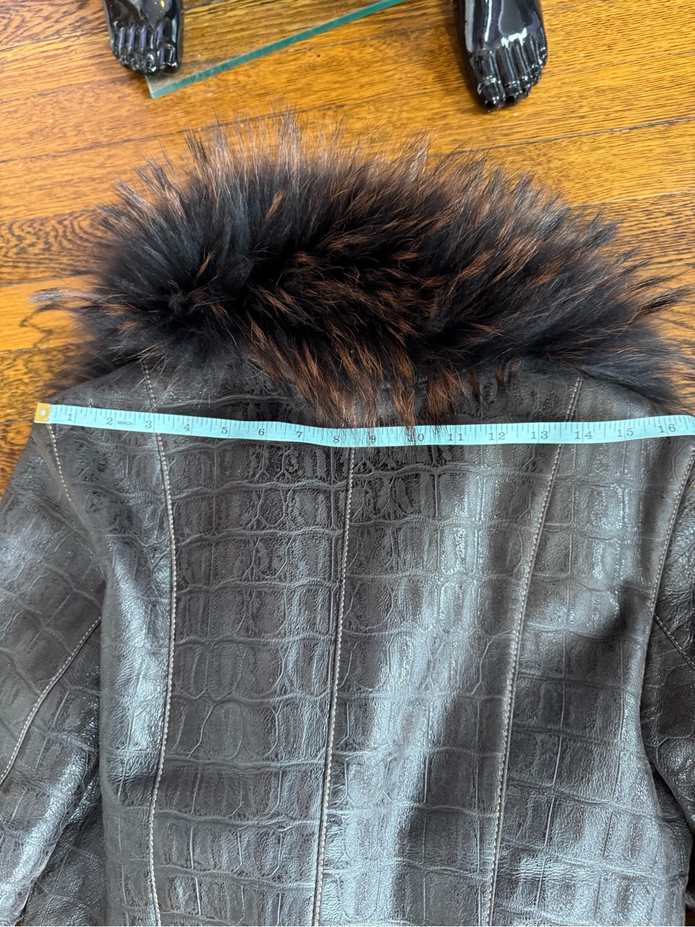 Viyanto Dark Brown Croc-Embossed Leather shearling Brown Fur coat - Picture 16 of 16
